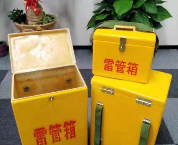 三家镇玻璃钢雷管箱有哪些特点